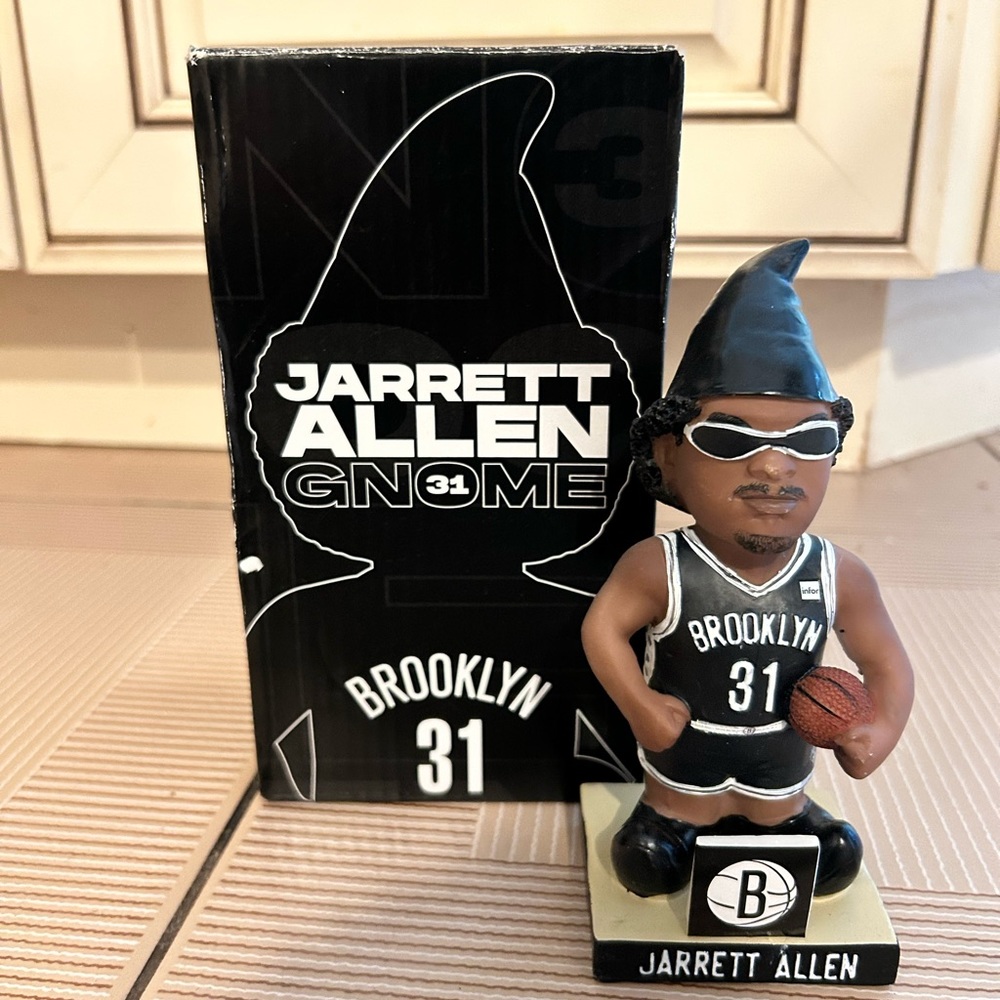 NEW Jarrett Allen gnome bobble head Brooklyn Nets basketball